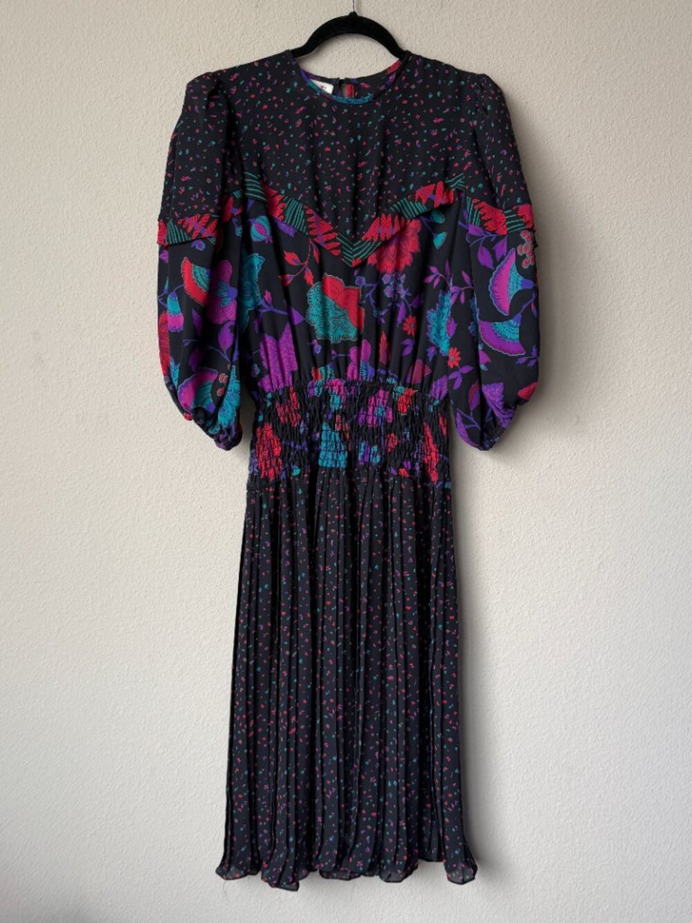 Assorti for Susan Freis Vintage 80s Floral Pleated Dress - Picture 2 of 5